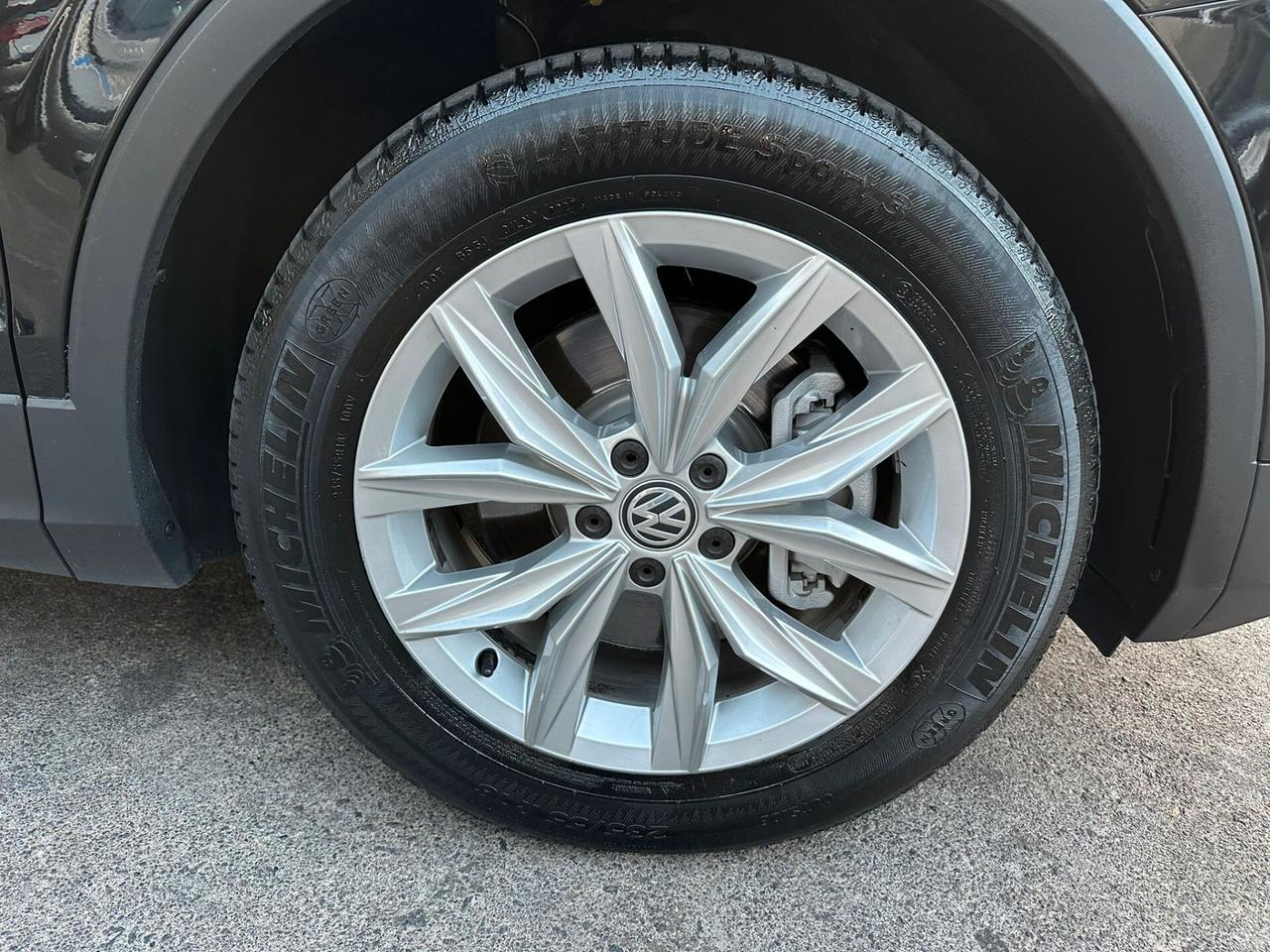Volkswagen Tiguan 2.0 TDI SCR DSG 4MOTION Style BMT