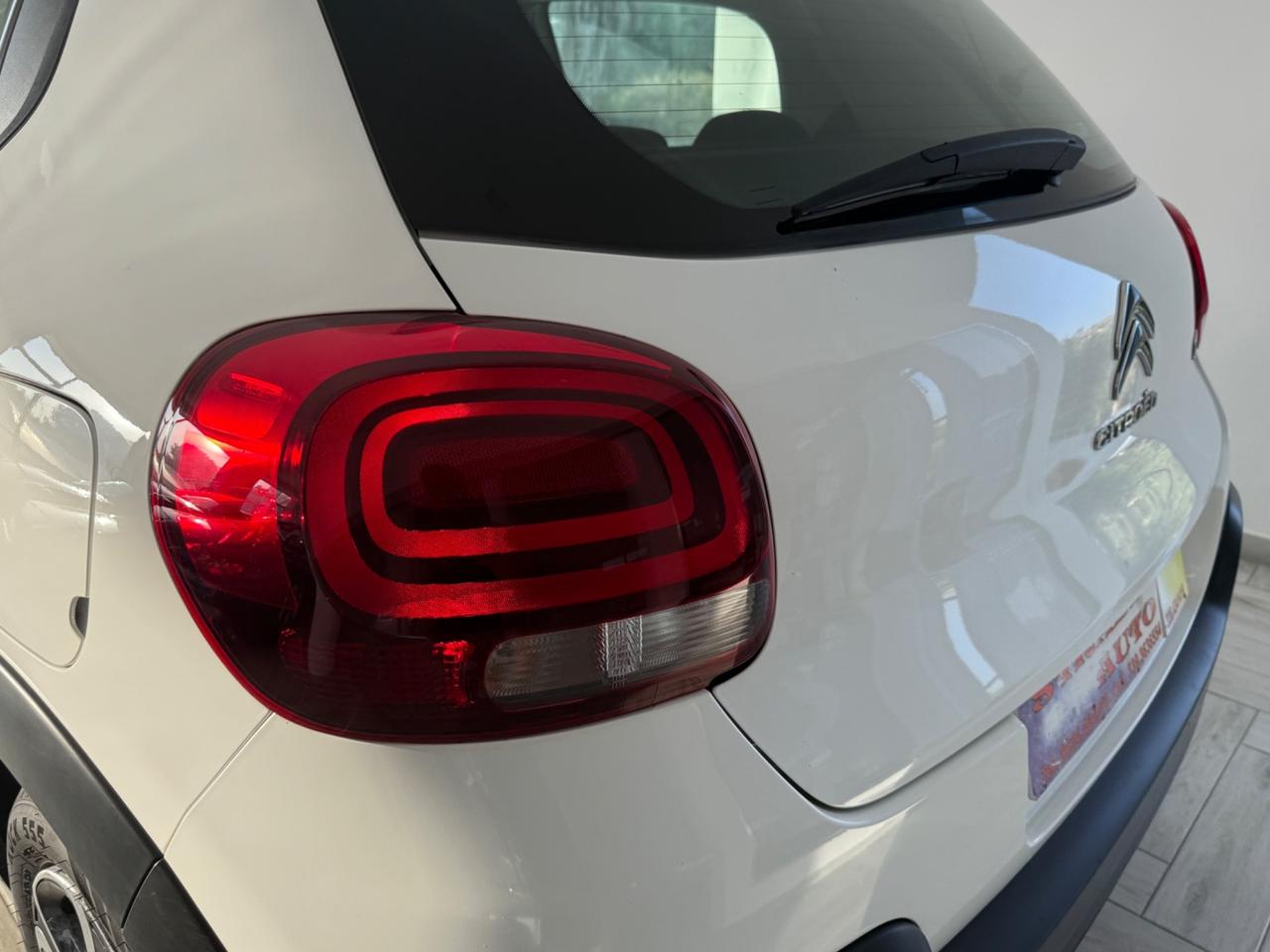 Citroen C3 1.2Benzina Shine+AIRBUMP+FULL LED2022