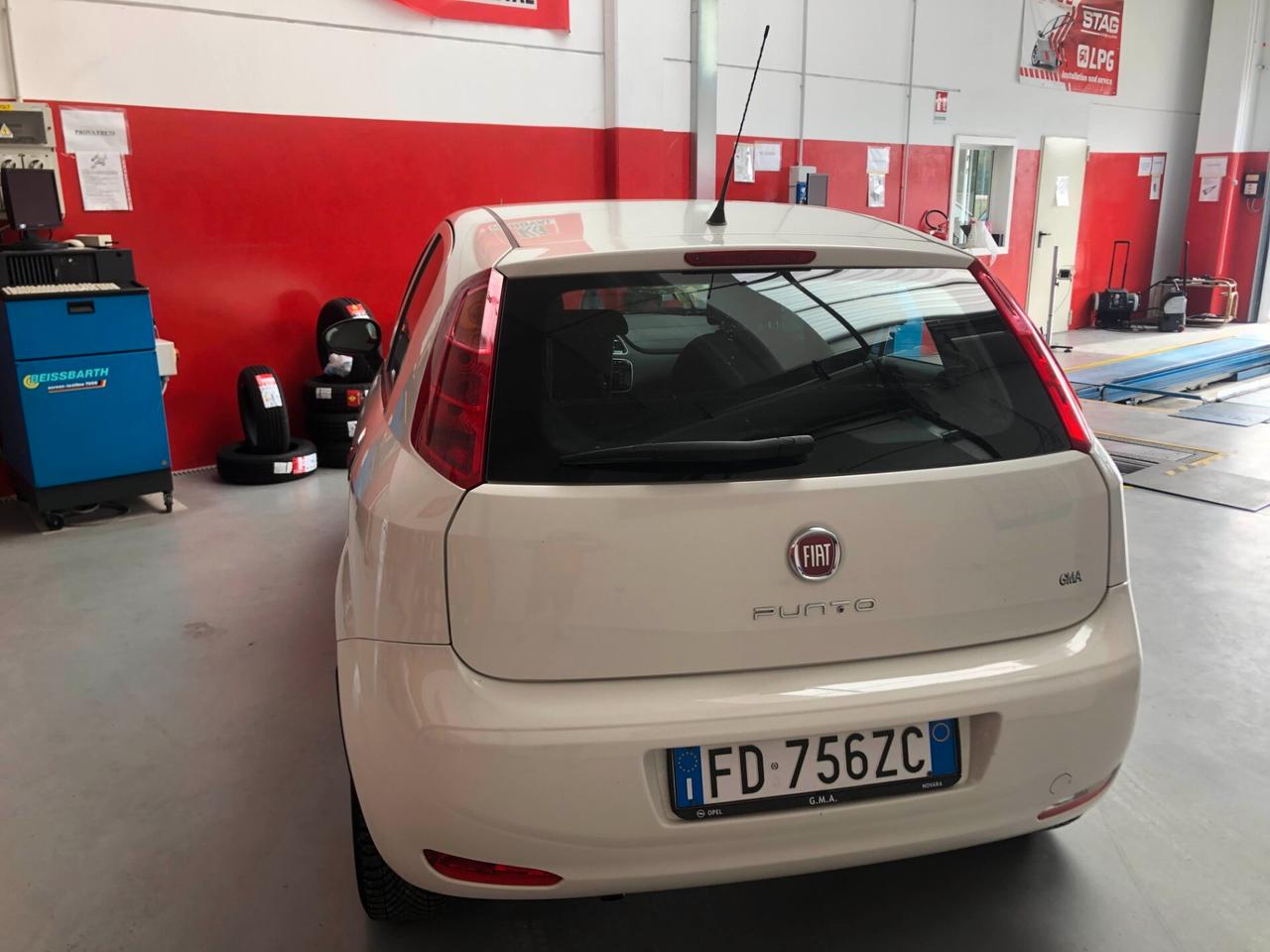 Fiat Punto 1.4 8V 5 porte Natural Power Lounge