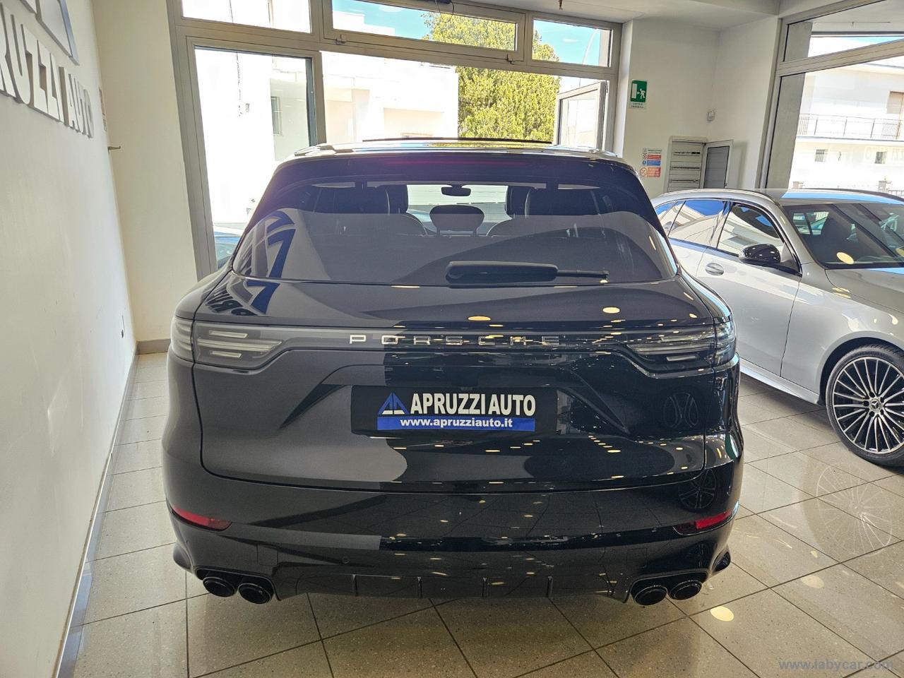 PORSCHE Cayenne 3.0 V6 E-Hybrid