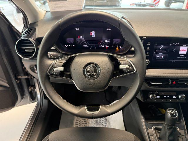 SKODA Fabia 1.0 TSI Selection Black Bluetooth DAB+ Smart Link