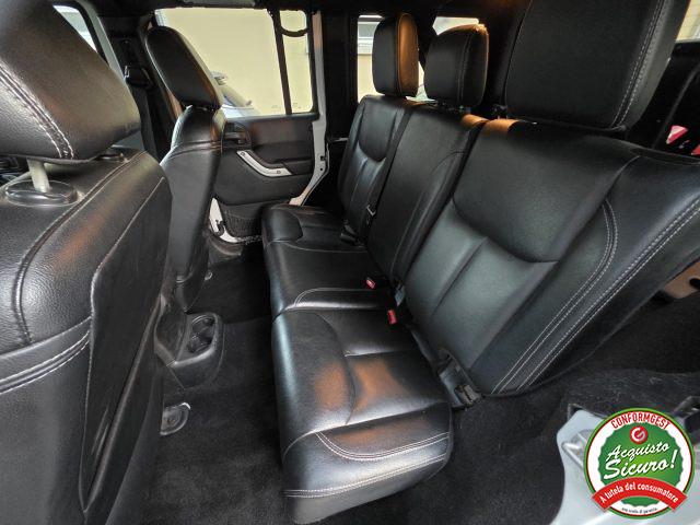 JEEP Wrangler Unlimited 2.8 CRD DPF Rubicon Auto