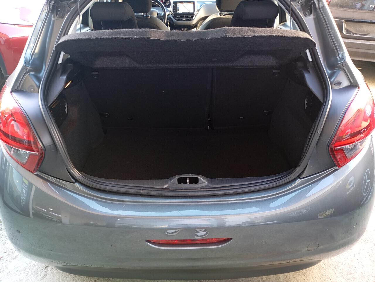 Peugeot 208 5P 1.2 PureTech 82CV Allure