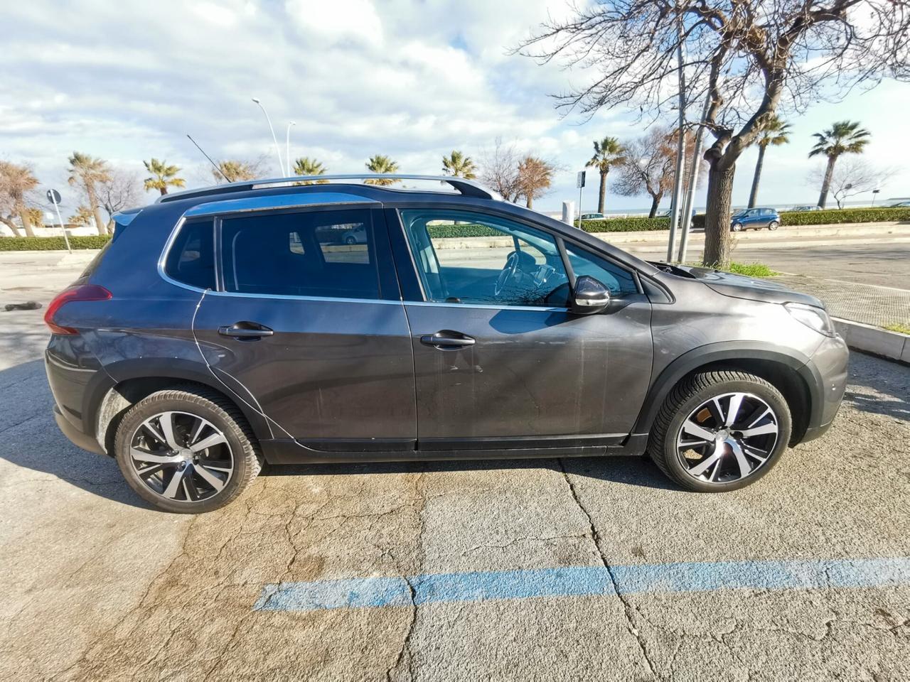 Peugeot 2008 PureTech Turbo 110 EAT6 Allure 2017