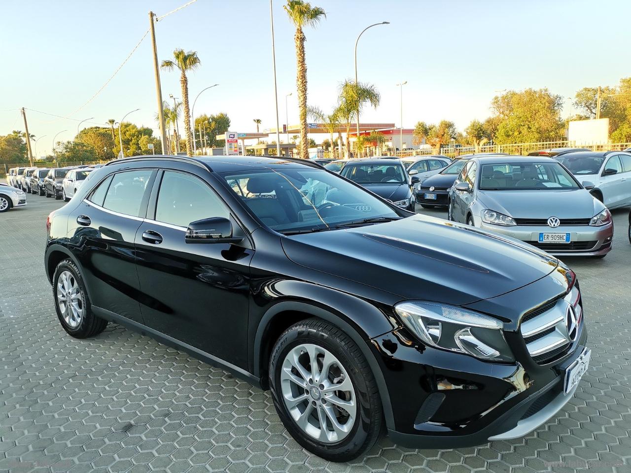 MERCEDES-BENZ GLA 180 d Automatic Sport