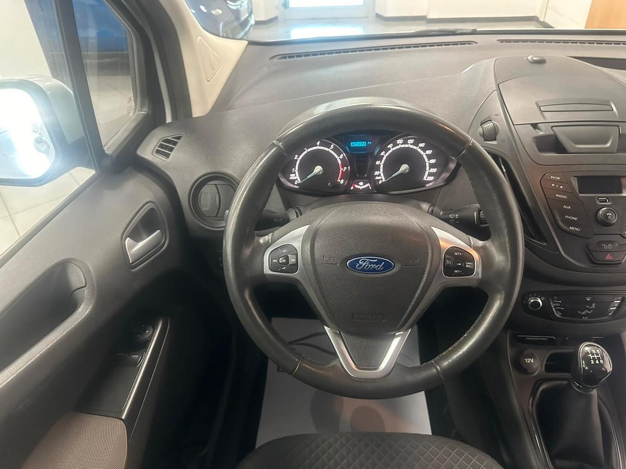 Ford Tourneo Courier 1.0 EcoBoost 100 CV Titanium