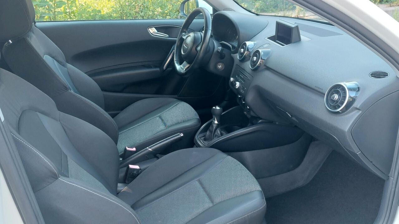 Audi A1 1.6 TDI 105 CV Attraction