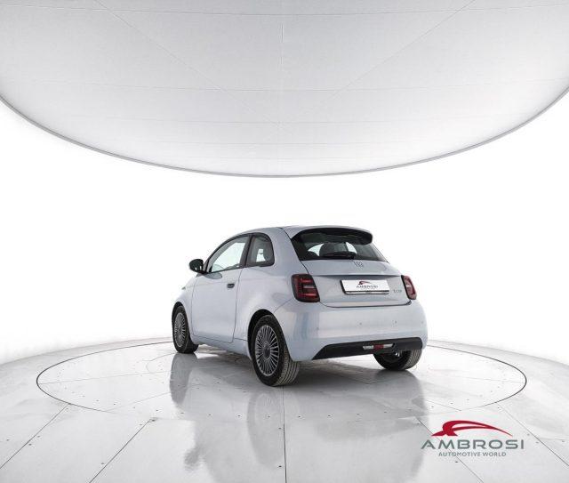 FIAT 500 Icon 3+1 42 kWh