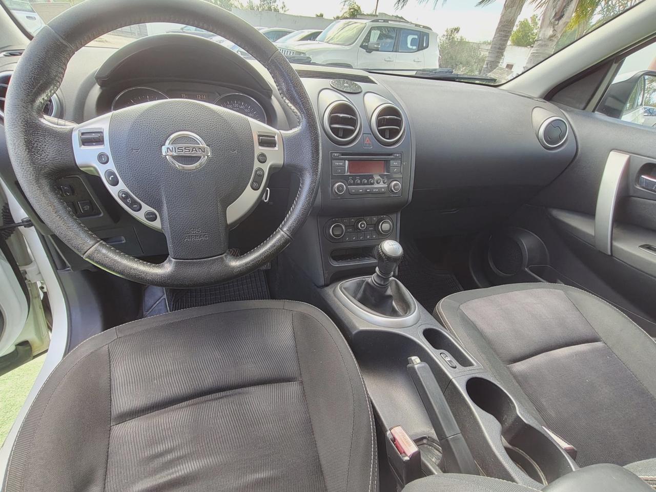 Nissan Qashqai 1.6 dCi DPF Tekna - 2012
