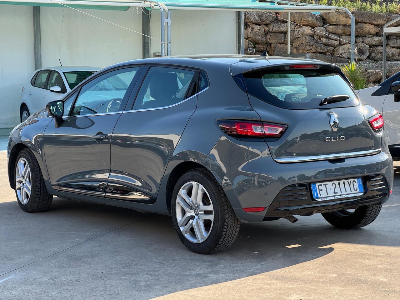 Renault Clio dCi 8V 90 CV 5 porte Duel