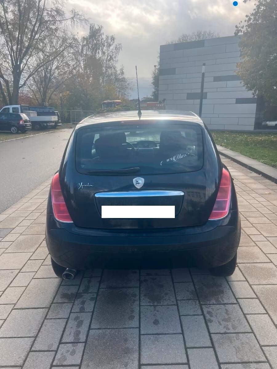 Lancia Ypsilon 1.3 Multijet 16V Platino ok neo patentati
