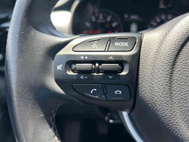 KIA Stonic 1.0 T-GDI MILD HYBRID 100 STYLE