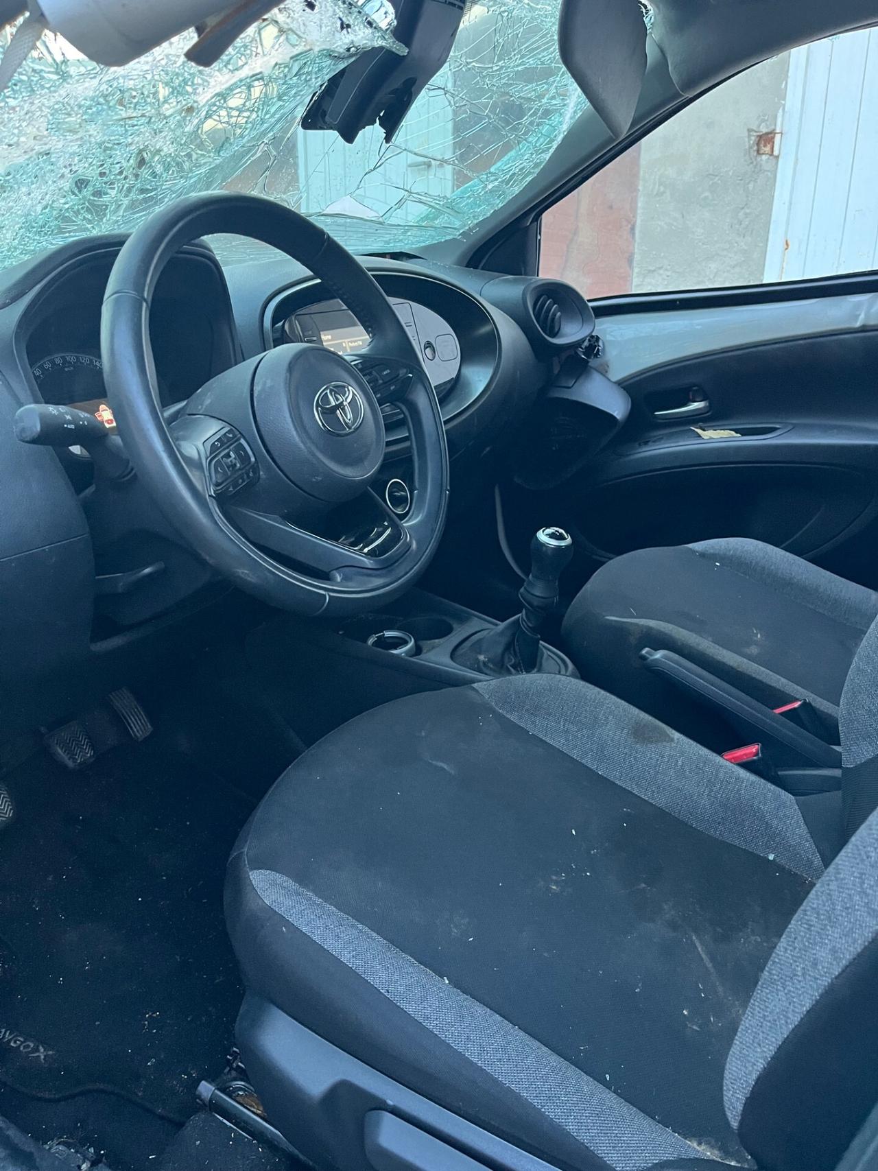 Toyota Aygo X 1.0 2022 40MILA KM INCIDENTATA