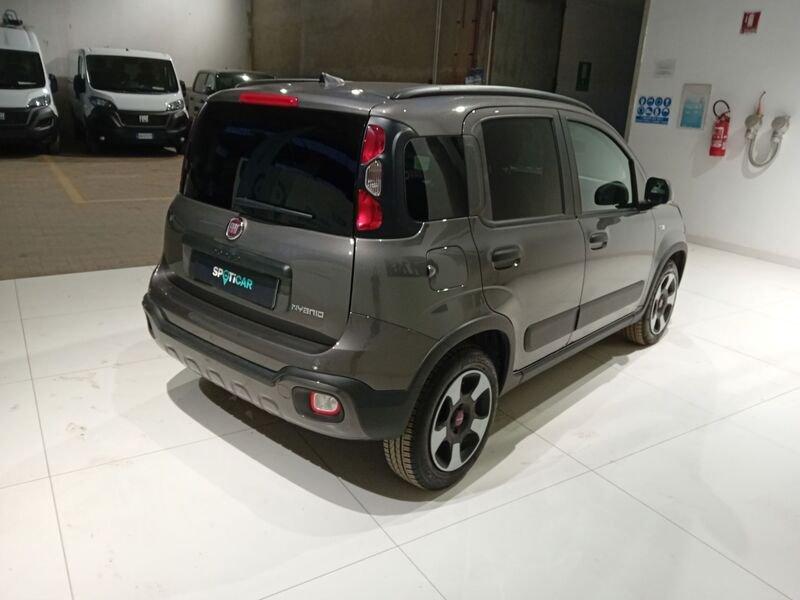 FIAT Panda 1.0 FireFly S&S Hybrid City Cross