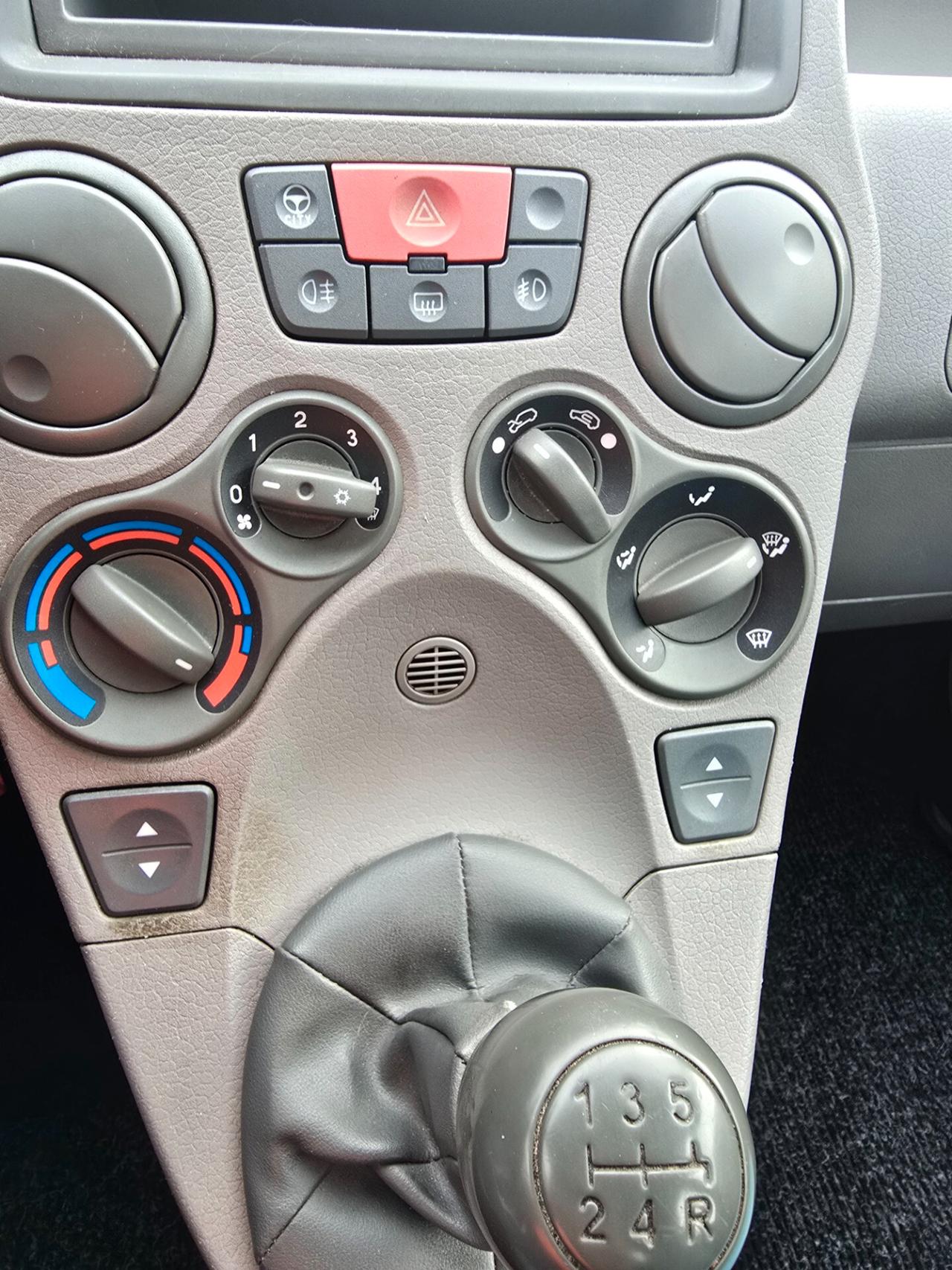 Fiat Panda 1.2 Dynamic 129km