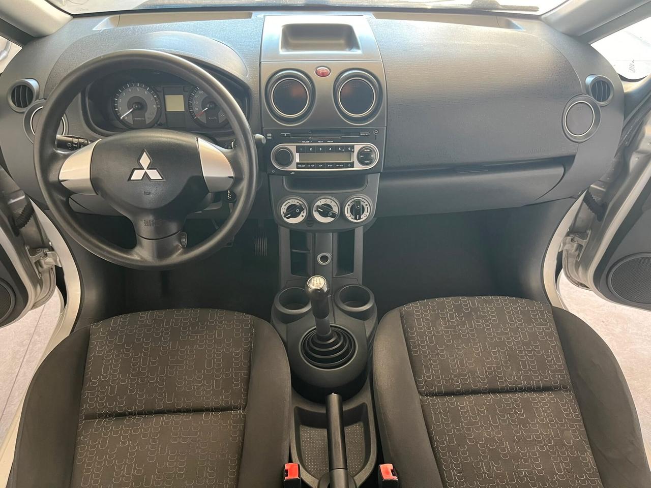 Mitsubishi Colt MITSUBISCHI 1.1 BENZINA