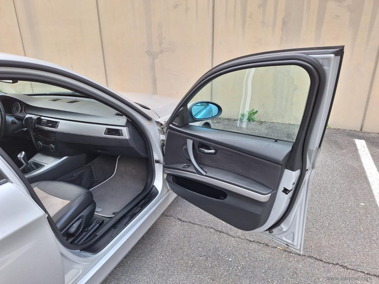 BMW 320d BERLINA CERCHI 18
