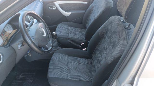 DACIA Logan 7 POSTI GPL OPZIONALE