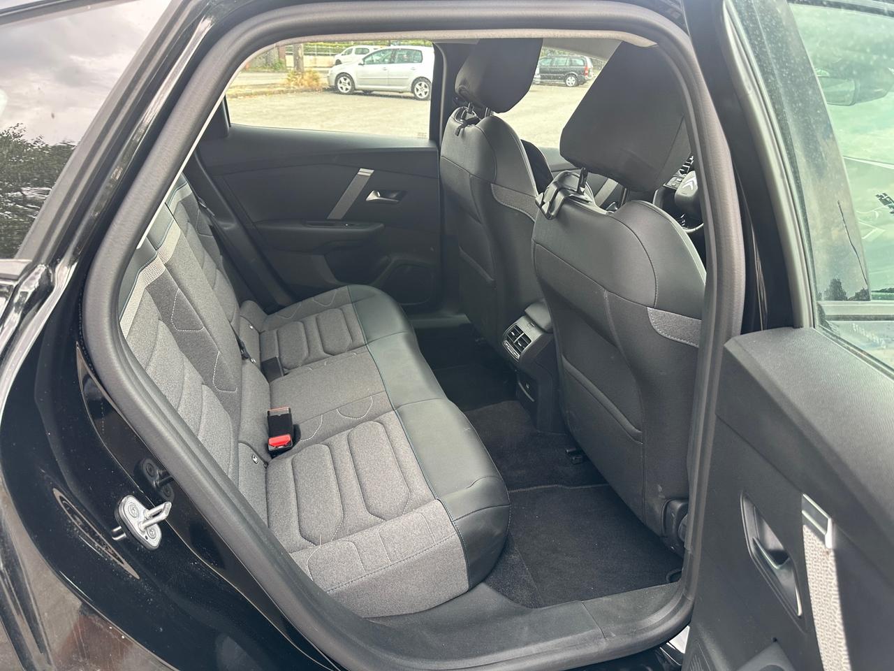 Citroen C4 PureTech 130 (Garanzia 24 Mesi)