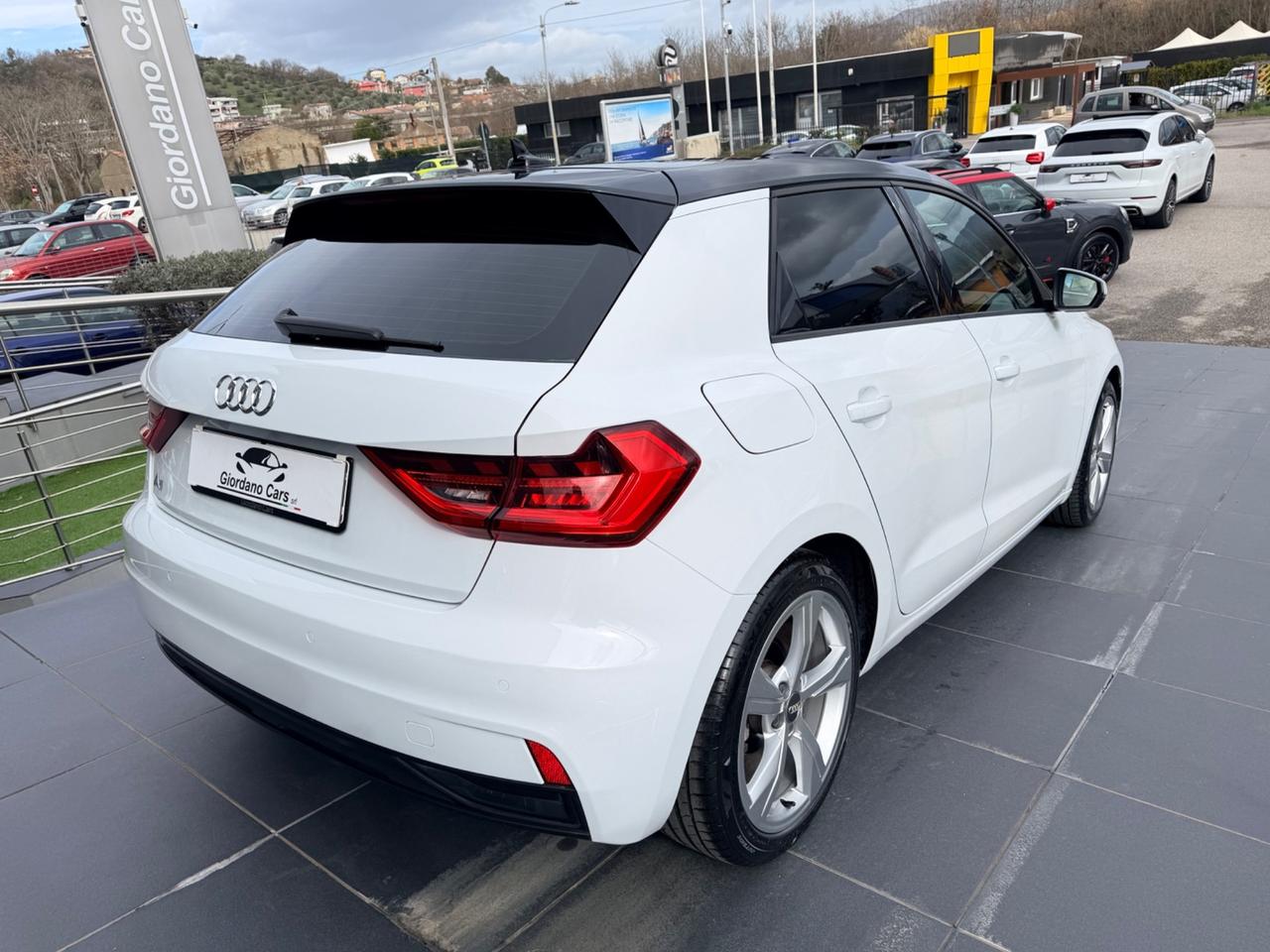Audi A1 SPB 30 TFSI S tronic line edition per neopatentati
