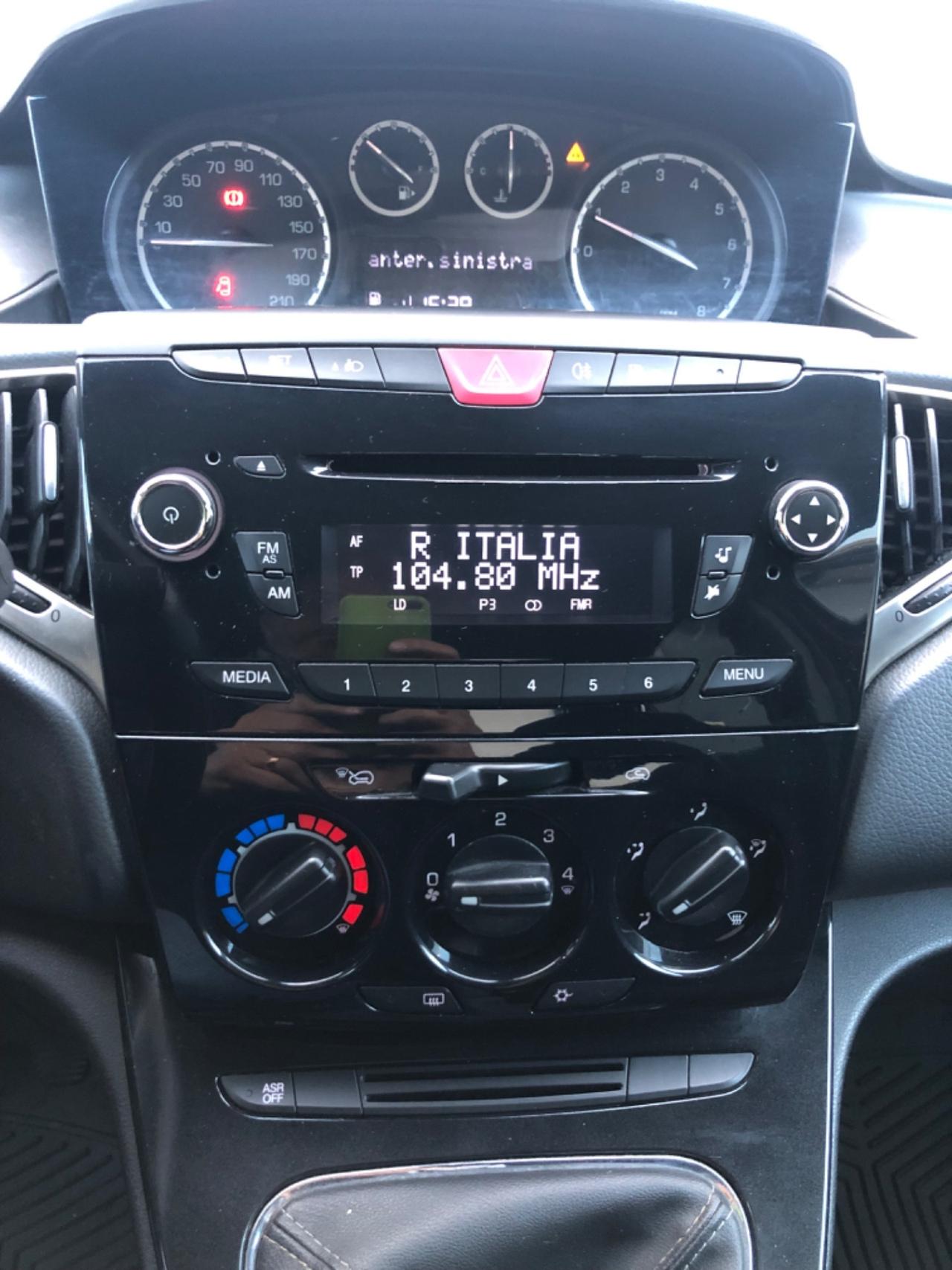 Lancia Ypsilon 0.9 TwinAir benzina/metano Ecochic