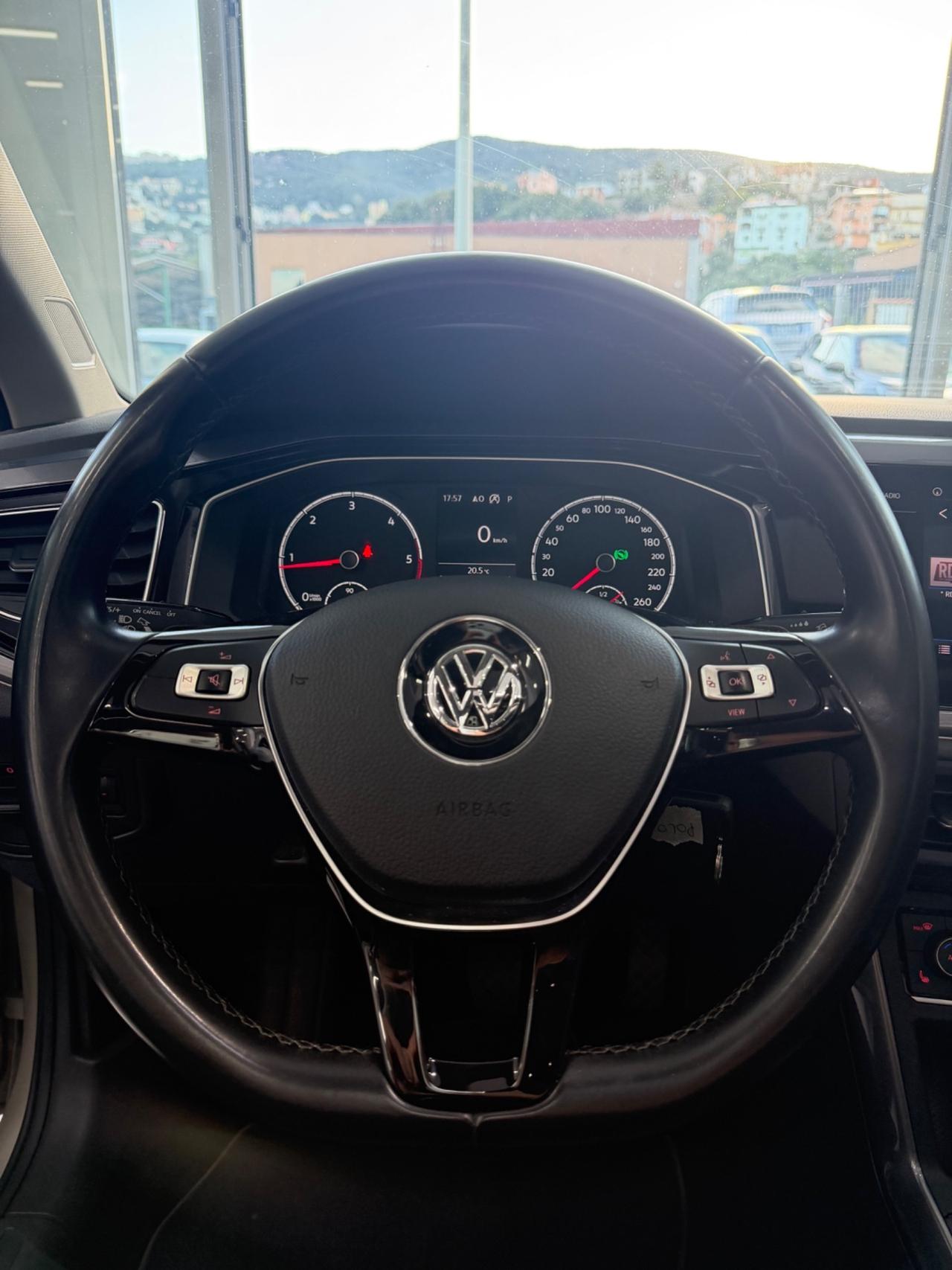 VW Polo 1.6 TDI 95 CV DSG TETTO FINANZIABILE