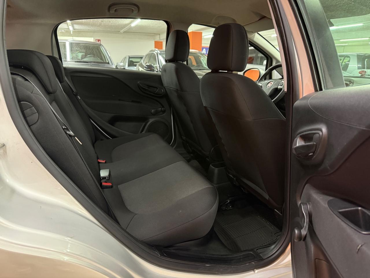Fiat Punto 1.4 8V 5 p. Lounge - Benzina/Metano