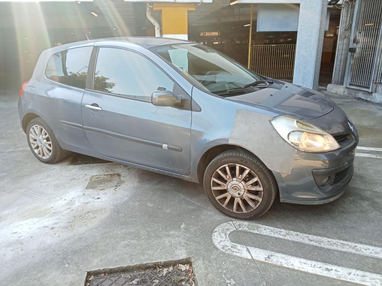 Renault Clio Storia 1.2 16V 5 porte Dynamique