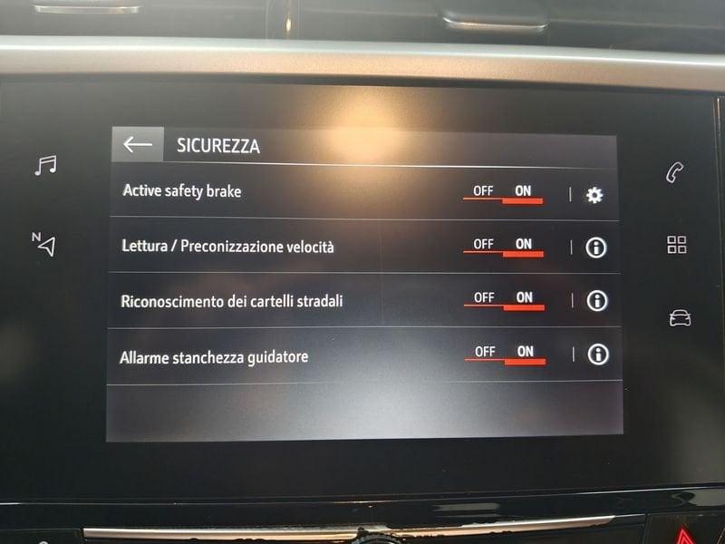 Opel Corsa 1.2 75cv Blitz Edition MT5