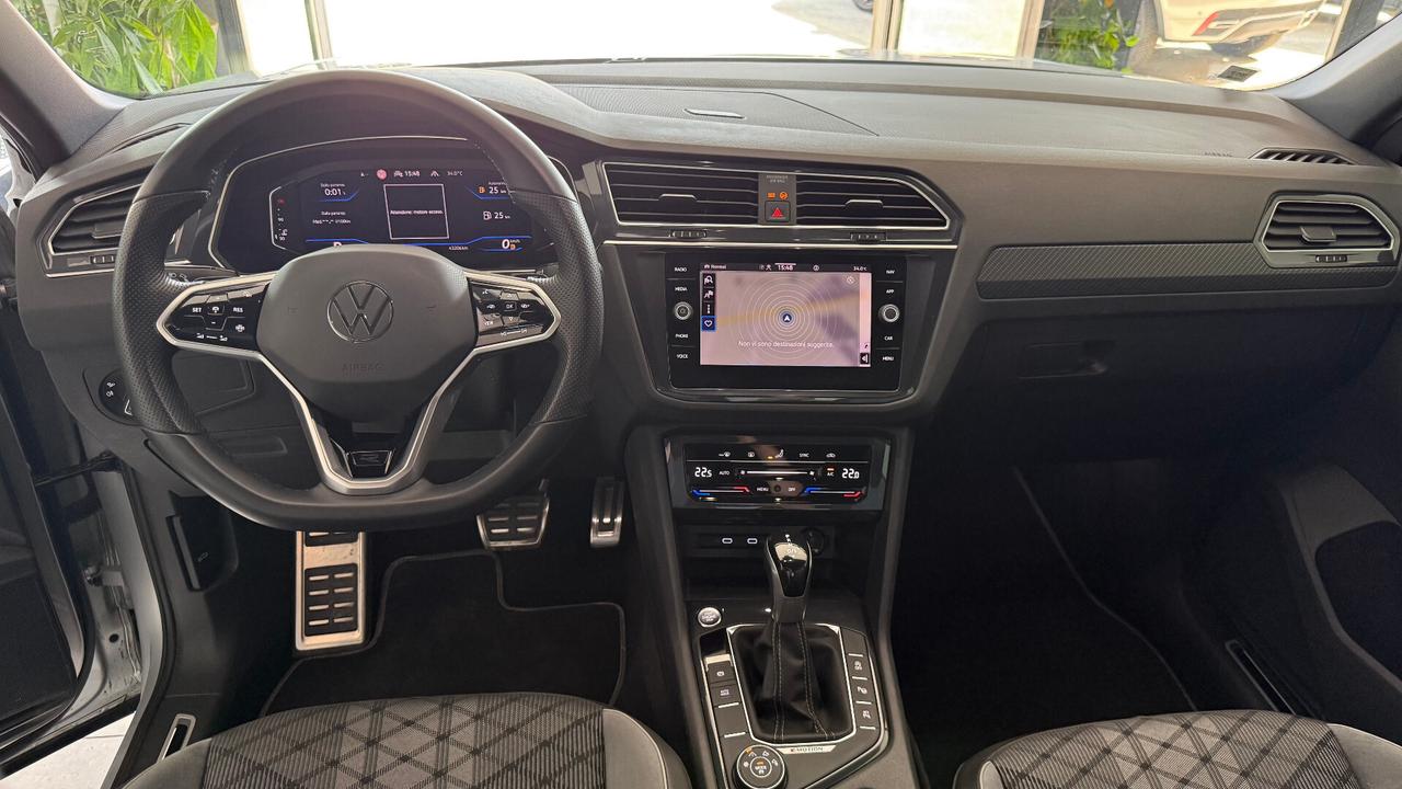 VOLKSWAGEN TIGUAN R LINE 4 MOTION