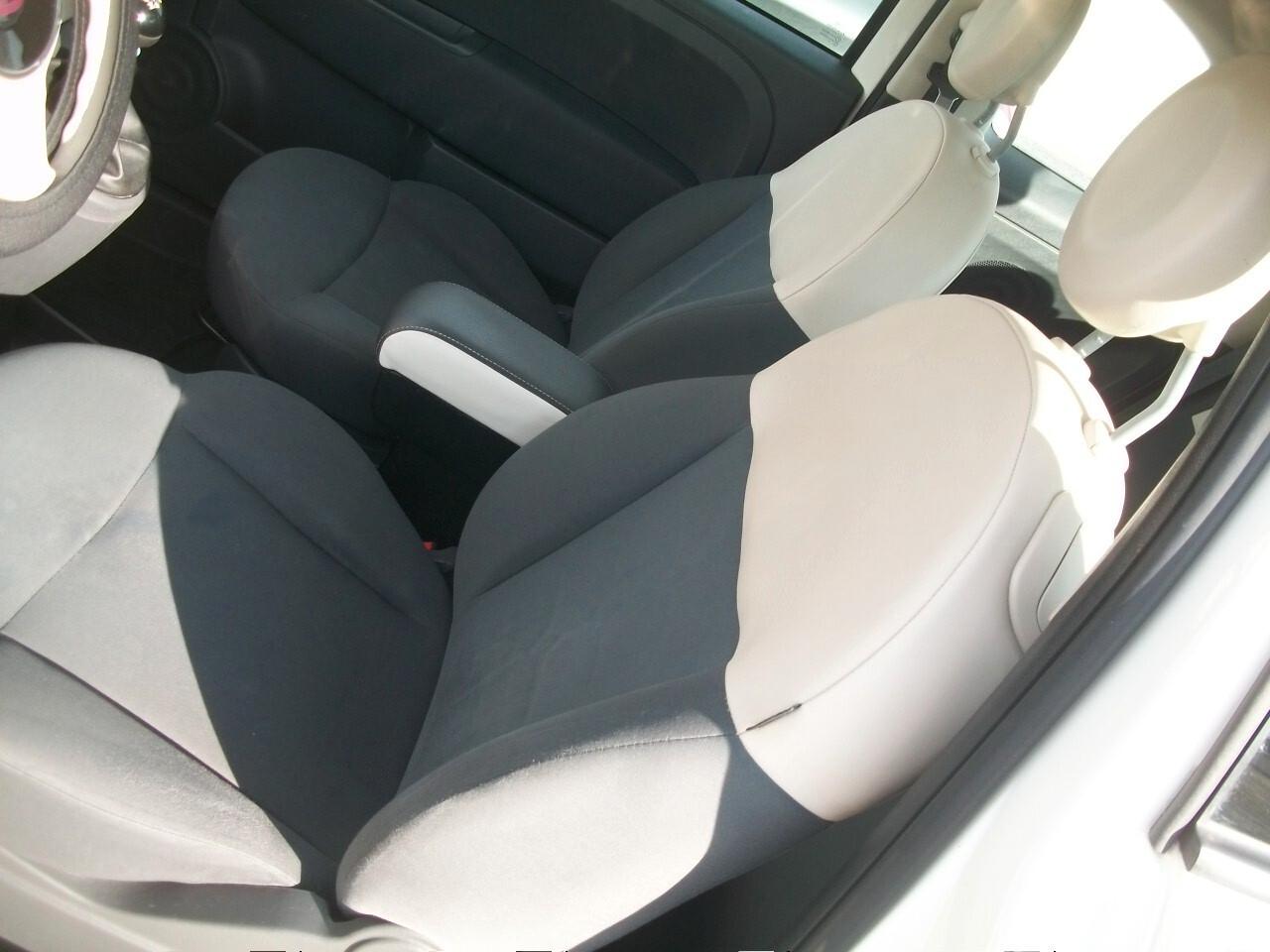 Fiat 500 1.2 Lounge DEL 2011 CC 1242 EURO 05 KM 174722 SI NUOVI PATENTATI EURO 4990,00 PIU PASSAGGIO E PER AVERE GARANZIA DI UN ANNO EURO 350,00 IN PIU