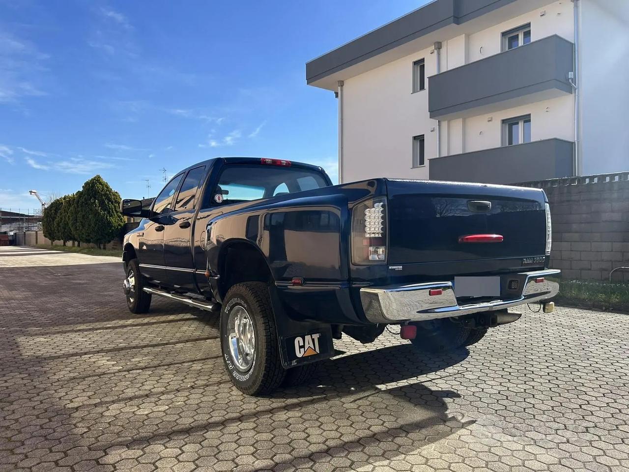 Dodge ram 3500 5.9 cummins gemellato