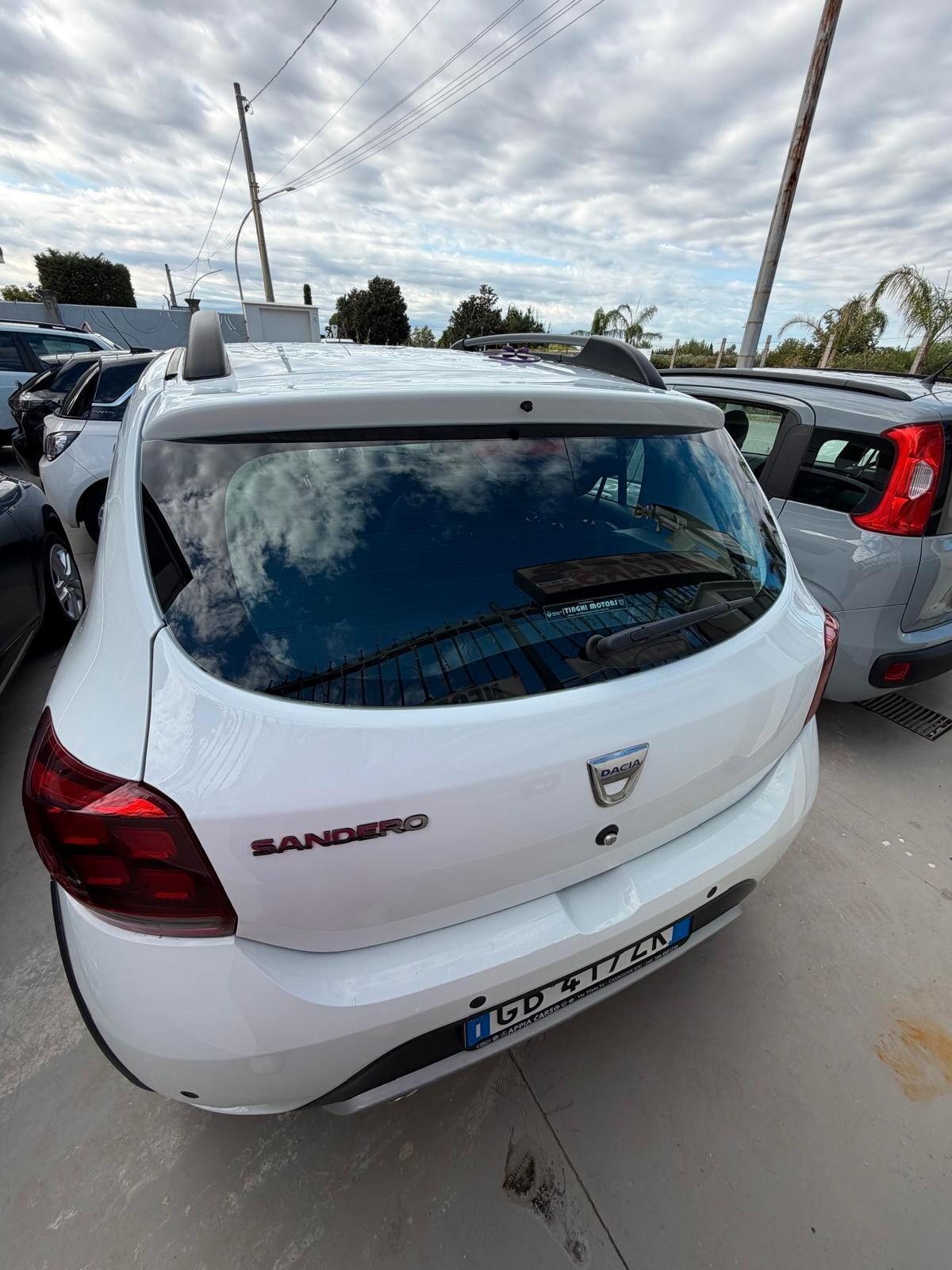 Dacia Sandero Stepway 1.0 TCe 100CV ECO-G 15th Anniversary