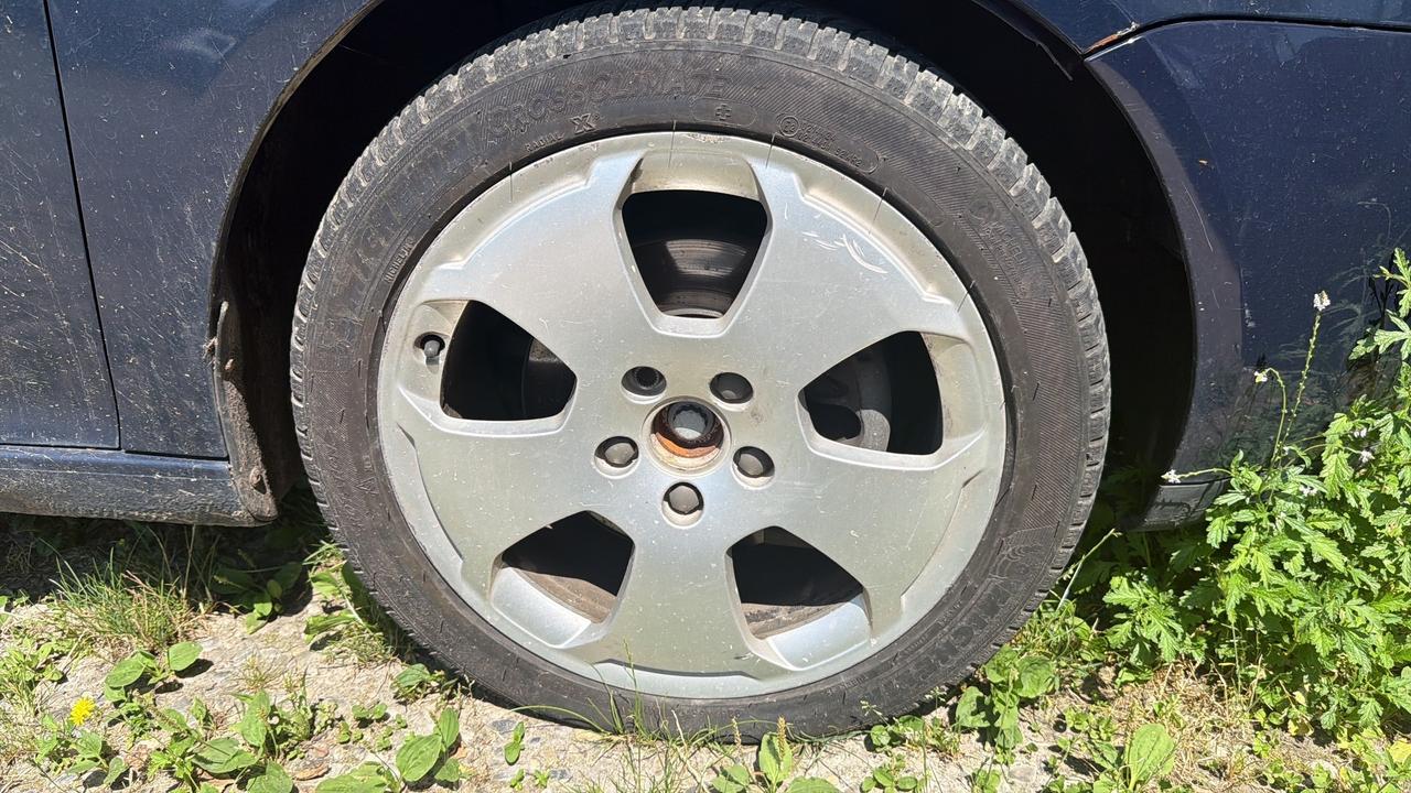 VW GOLF V 2.0 TDI 140CV SOLO EXPORT