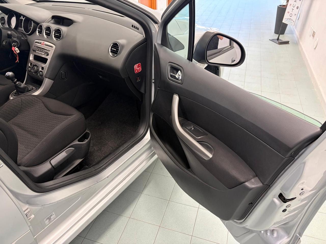 Peugeot 308 1.6 HDi 110CV TETTO PANORAMICO