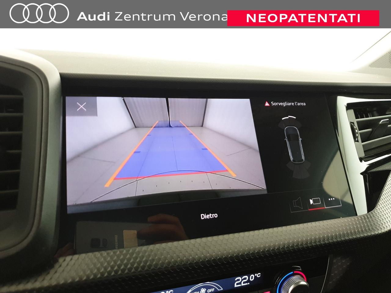Allstreet 30TFSI 116CV S tronic Identity Contrast