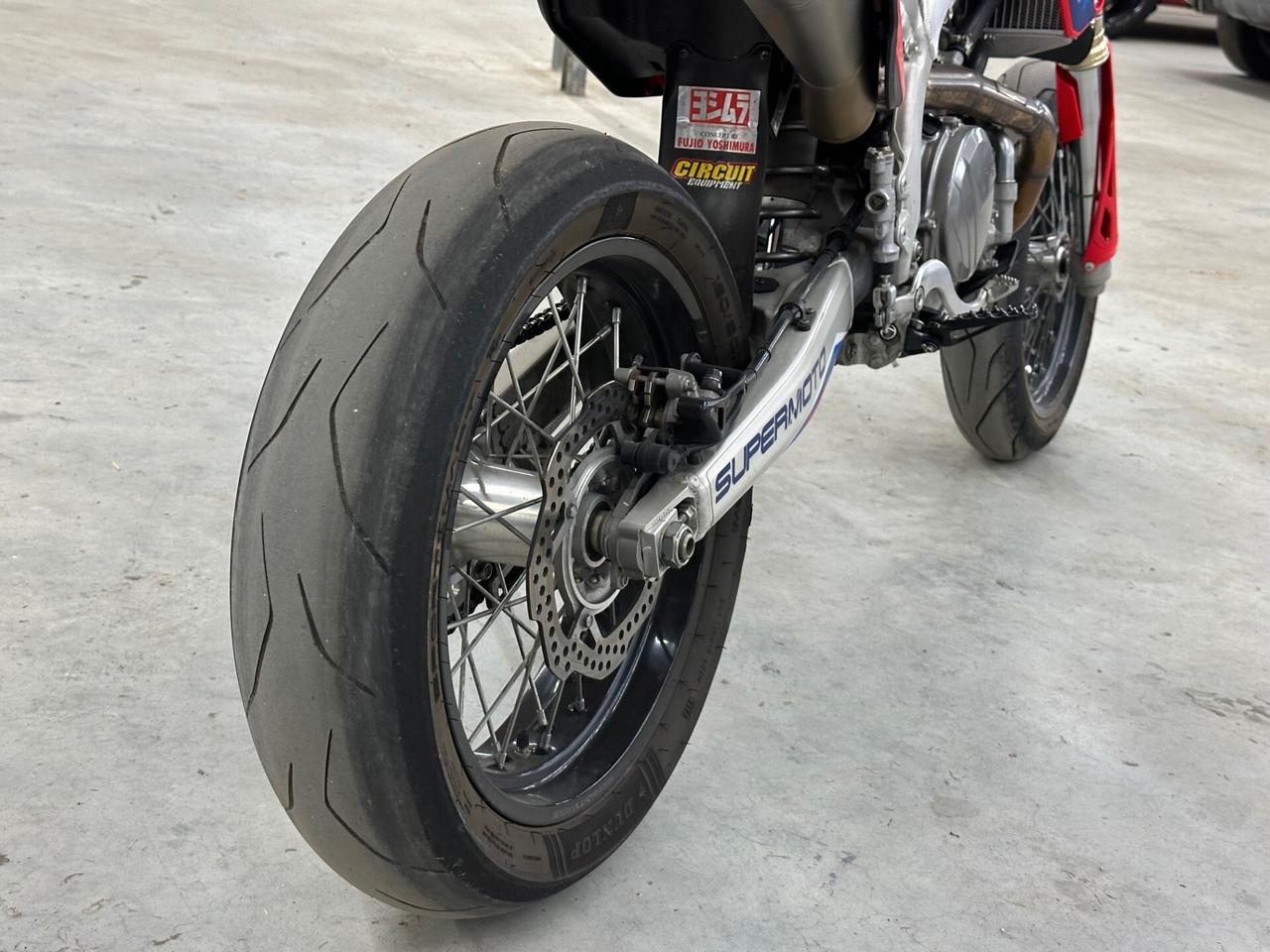 Honda CRF 450 Supermotard 50º Ann. - Scarico Yoshimura - 2023