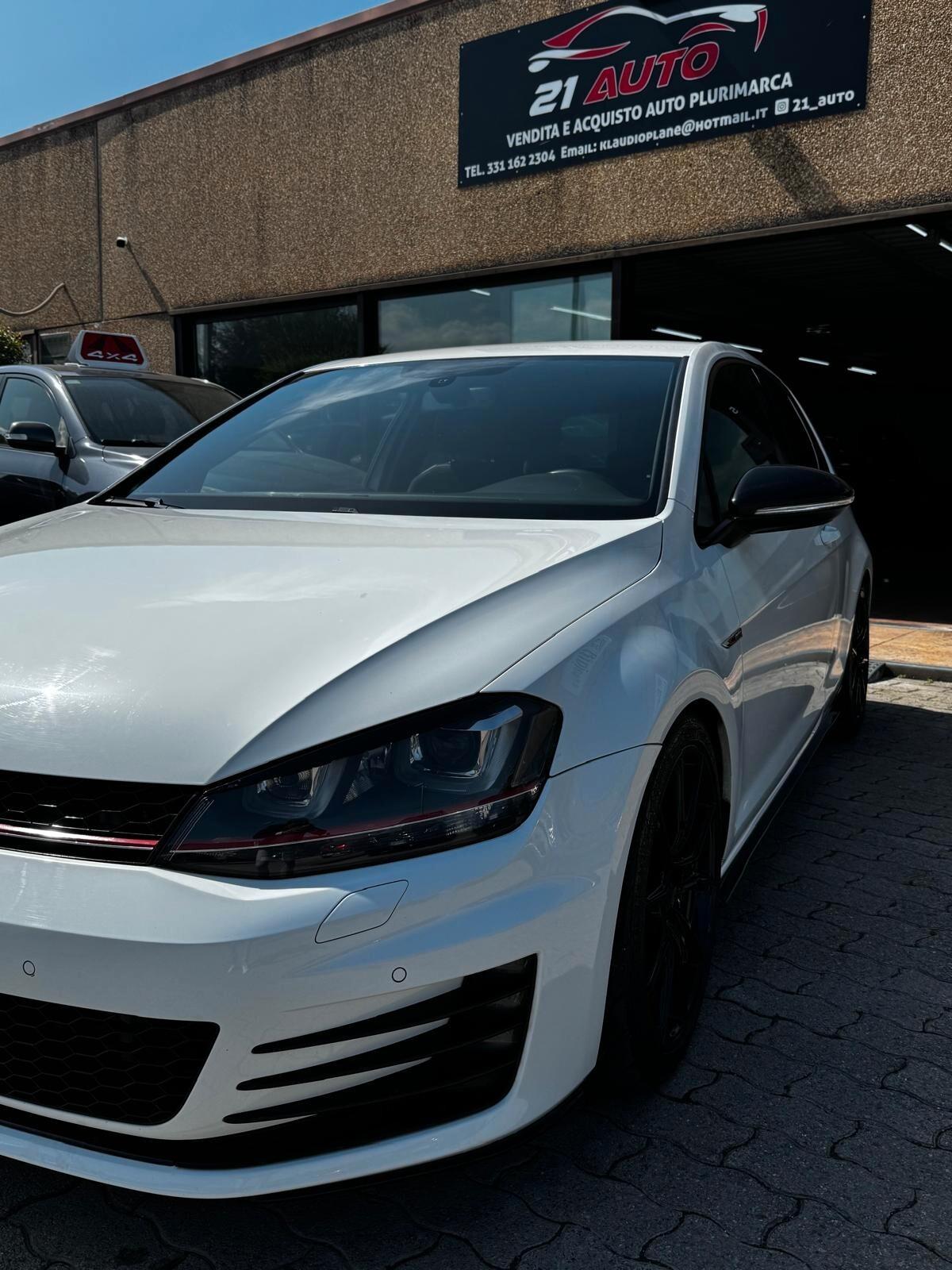 Volkswagen Golf GTI Performance 2.0 TSI DSG 3p. BlueMotion Technology