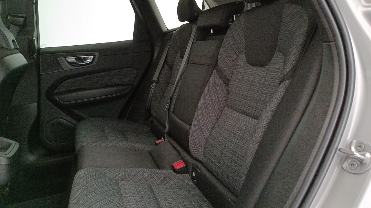 VOLVO XC60 2.0 b4 Core auto