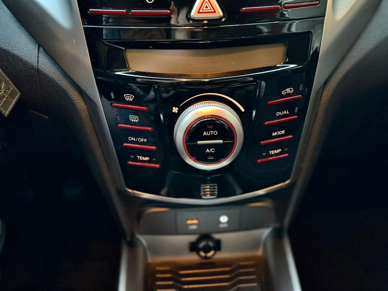 Ssangyong Tivoli 1.6 2WD I Lov It