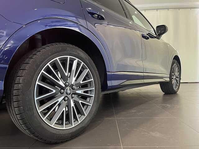 Audi Q3 40 TFSI quattro S tronic S line edition
