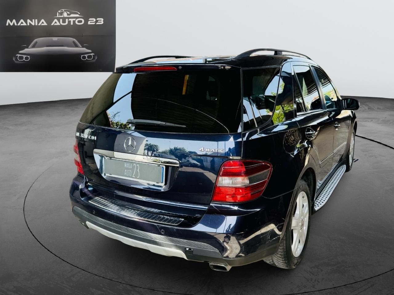 MERCEDES ML 320 cdi 224 CV Sport auto*4MATIC*PEDANE*