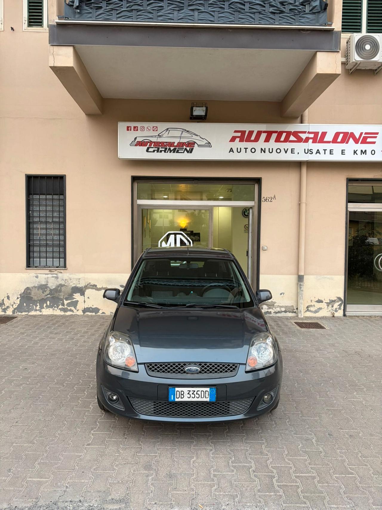 Ford Fiesta 1.2 16V 5p. Ghia