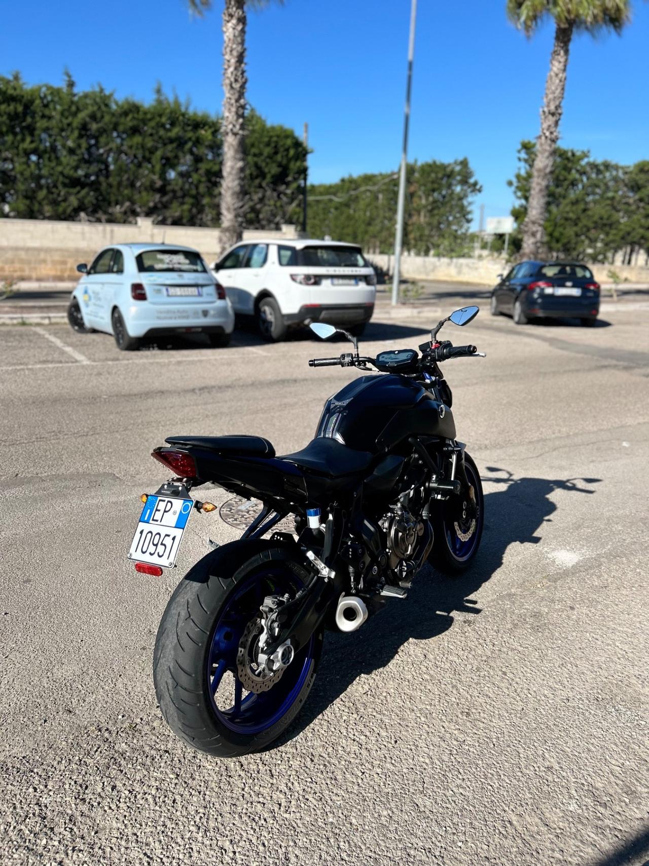 Yamaha MT-07 Strada