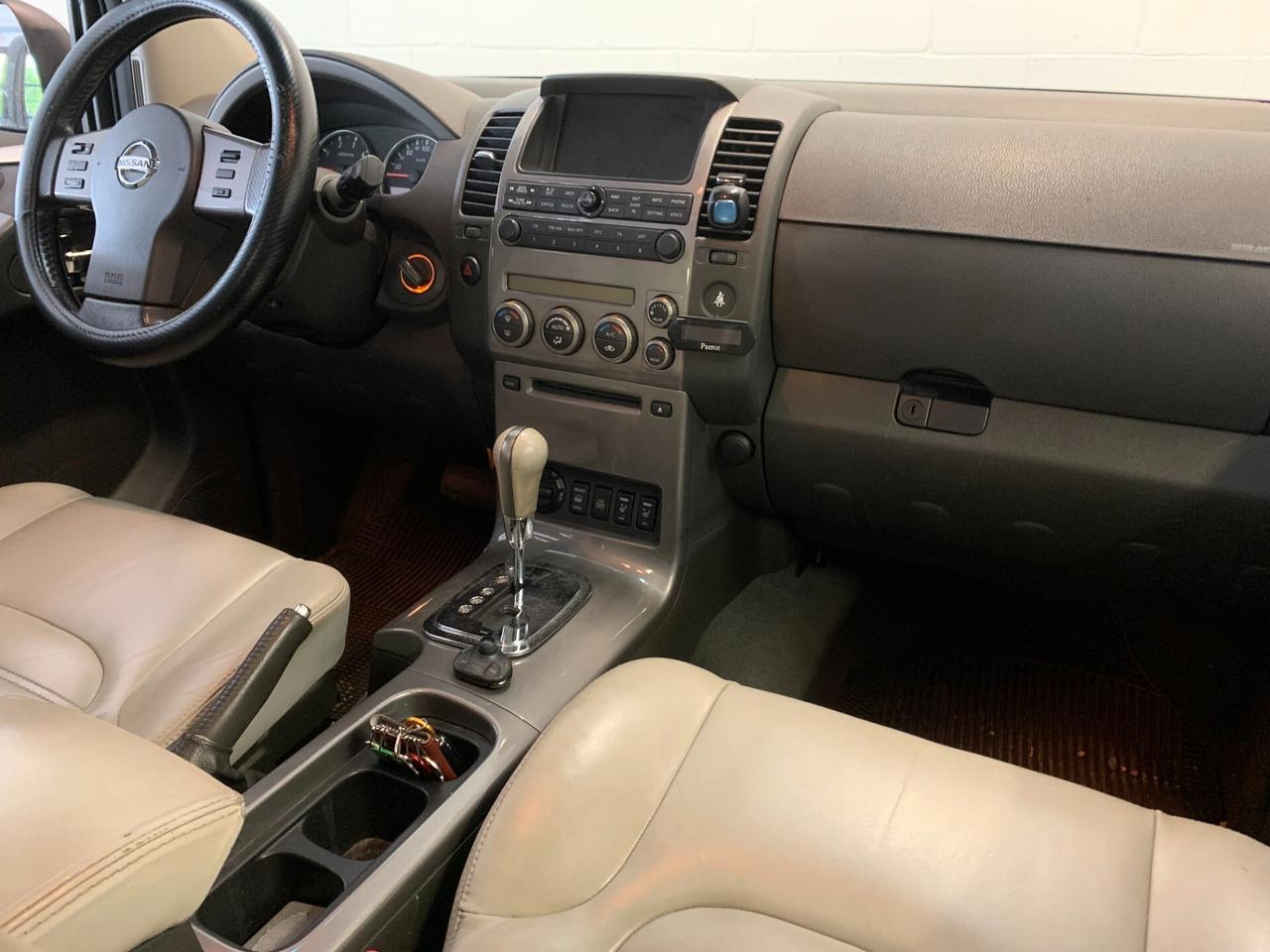 Nissan Pathfinder 2.5 dCi LE Platinum