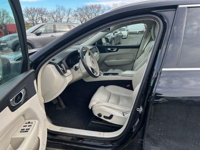 VOLVO XC60 B4 (d) Geartronic Inscription