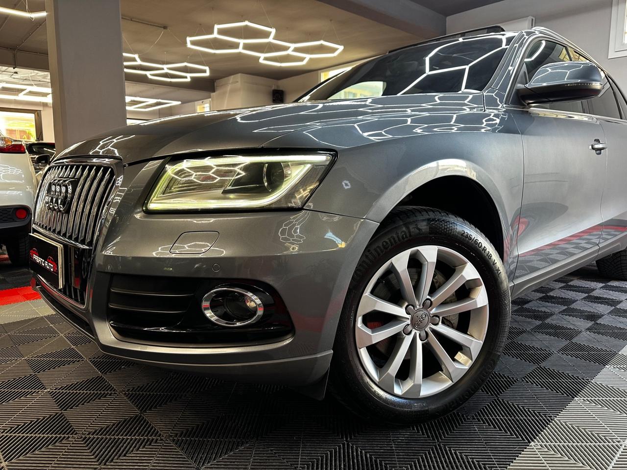 Audi Q5 2.0 TDI quattro TETTO/GANCIO - FABIANOAUTO