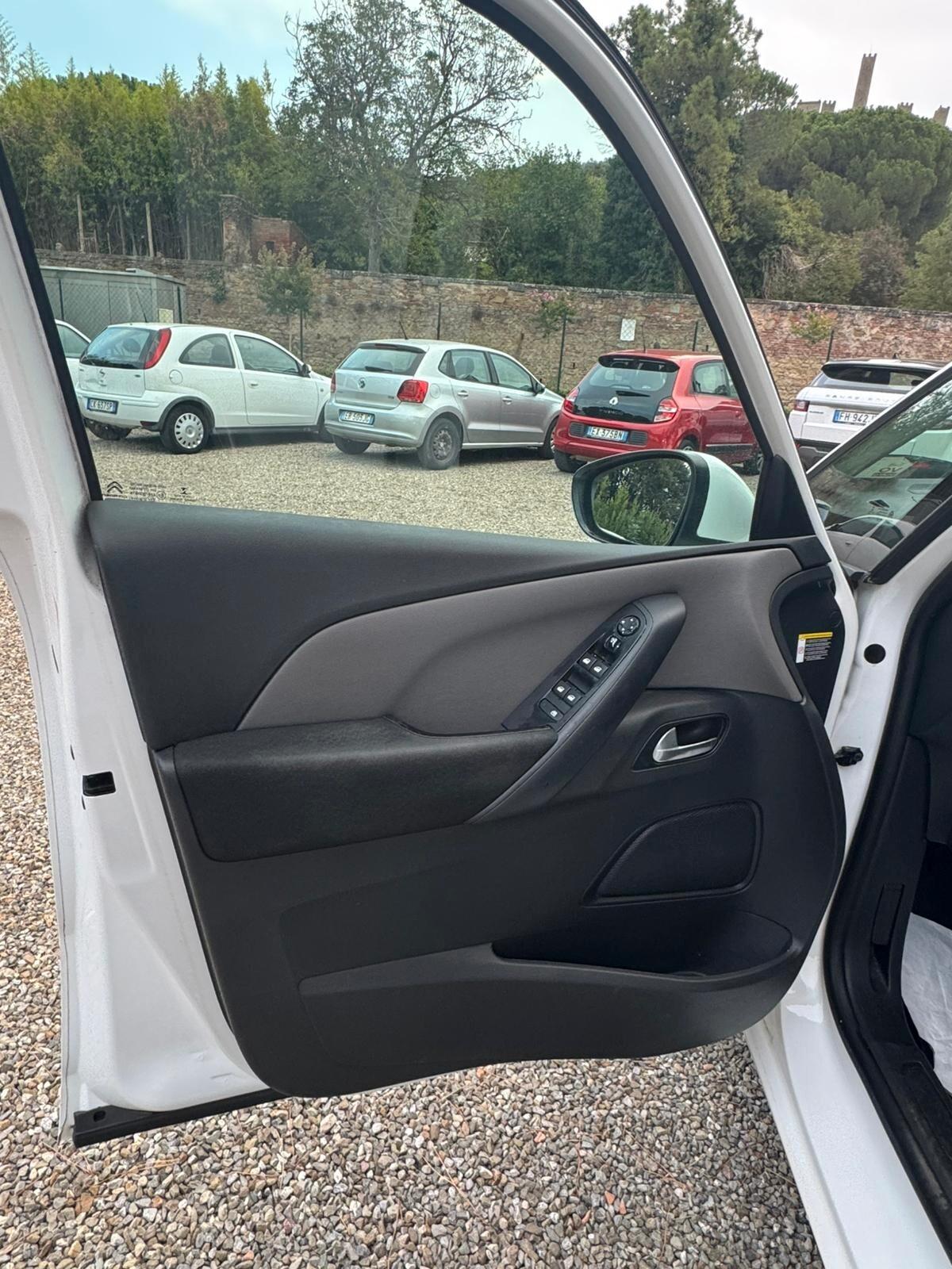 Citroen C4 Picasso BlueHDi 120 CV 7 POSTI !!