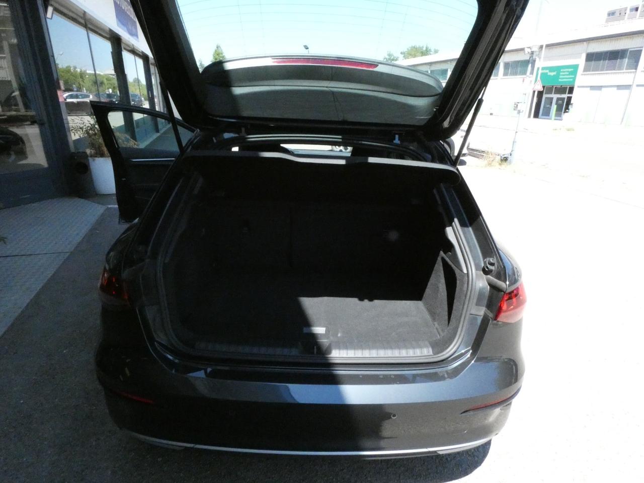 AUDI A3 4ª serie A3 SPB 30 TFSI S tronic Busin...