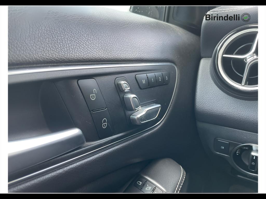 Mercedes-Benz GLA (X156) - GLA 180 Premium